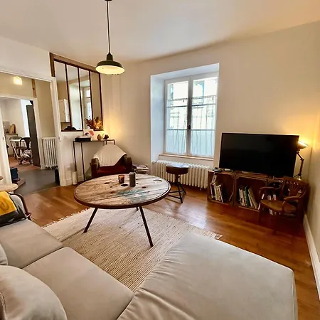 En Plein Centre De *